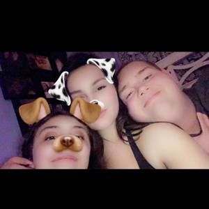 Meet your Posher, Caity